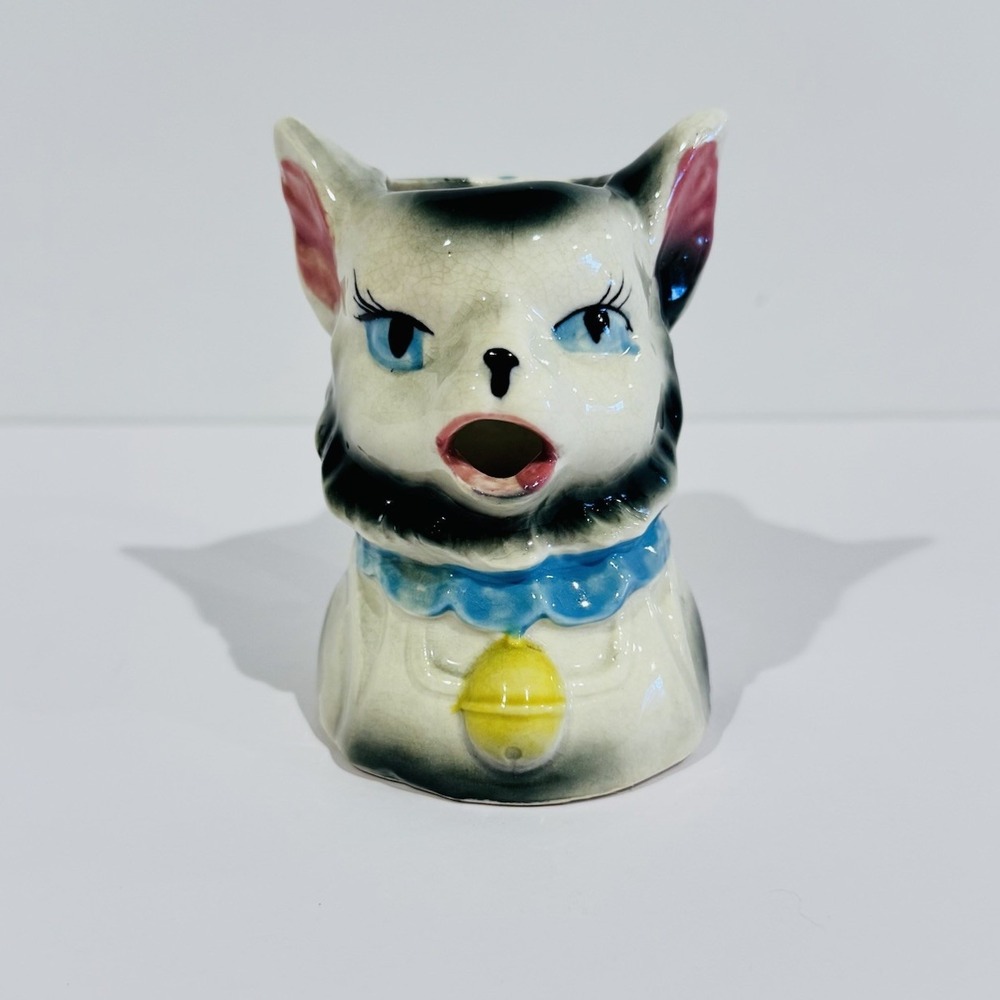 Anthropomorphic Big Blue Eye‎ Cat Kitten Decorative Creamer Ceramic 4" Tall